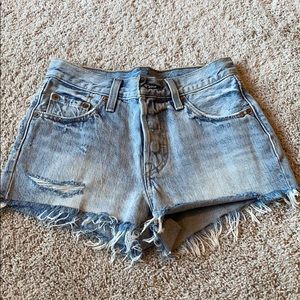 Levi jean shorts